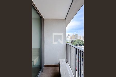 Varanda de kitnet/studio para alugar com 1 quarto, 23m² em Vila Gomes Cardim, São Paulo