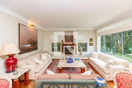 Casa à venda com 4 quartos, 480m² em Alto de Pinheiros, São Paulo