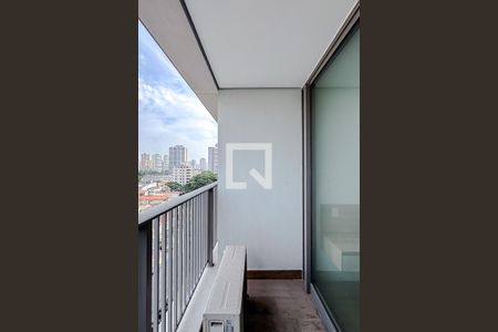 Varanda de kitnet/studio para alugar com 1 quarto, 23m² em Vila Gomes Cardim, São Paulo