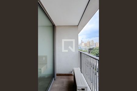 Varanda de kitnet/studio para alugar com 1 quarto, 23m² em Vila Gomes Cardim, São Paulo