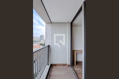 Varanda de kitnet/studio para alugar com 1 quarto, 23m² em Vila Gomes Cardim, São Paulo