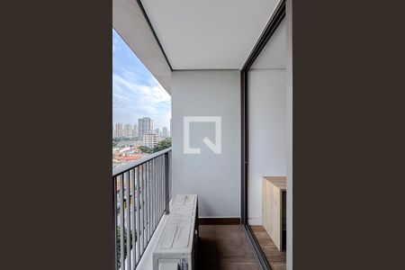 Varanda de kitnet/studio para alugar com 1 quarto, 23m² em Vila Gomes Cardim, São Paulo