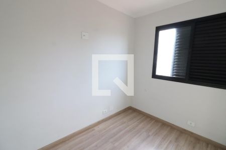 Quarto 1 de apartamento para alugar com 2 quartos, 55m² em Quitaúna, Osasco