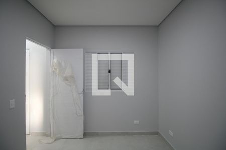 Quarto 2 de casa para alugar com 2 quartos, 70m² em Parque Pinheiros, Taboão da Serra