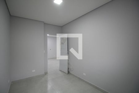 Quarto 1 de casa para alugar com 2 quartos, 70m² em Parque Pinheiros, Taboão da Serra