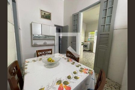 Casa à venda com 4 quartos, 400m² em Benfica, Rio de Janeiro