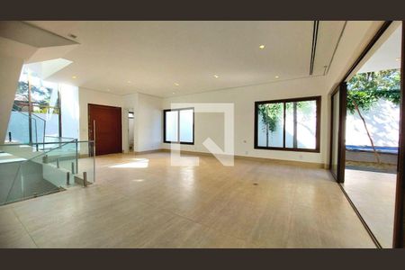 Casa à venda com 4 quartos, 647m² em Santo Amaro, São Paulo