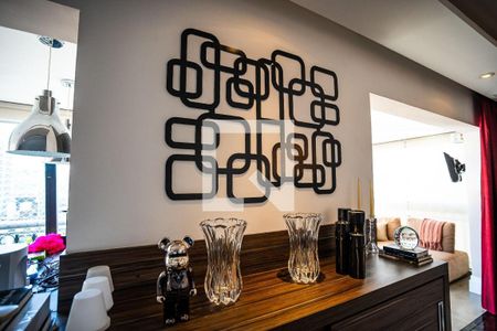 Apartamento à venda com 3 quartos, 212m² em Vila Nova Conceição, São Paulo