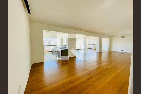 Apartamento à venda com 3 quartos, 410m² em Sumaré, São Paulo