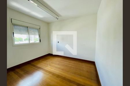 Apartamento à venda com 3 quartos, 410m² em Sumaré, São Paulo