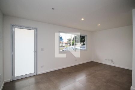 Sala de casa de condomínio para alugar com 3 quartos, 110m² em Parque Rincao, Cotia