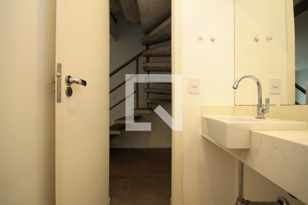 Lavabo de casa de condomínio para alugar com 3 quartos, 110m² em Parque Rincao, Cotia