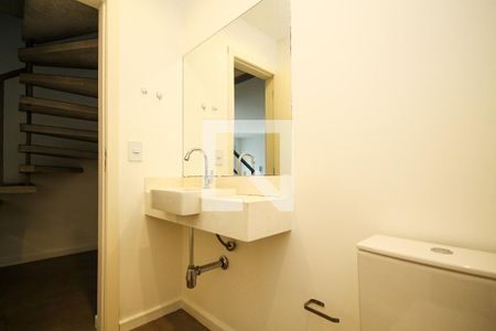 Lavabo de casa de condomínio para alugar com 3 quartos, 110m² em Parque Rincao, Cotia