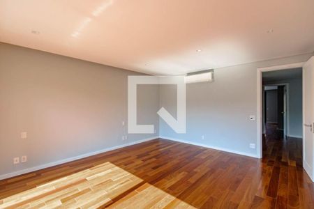 Casa à venda com 4 quartos, 450m² em Jardim Luzitania, São Paulo
