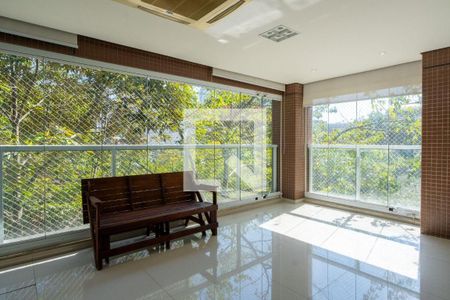 Apartamento à venda com 4 quartos, 258m² em Vila Cordeiro, São Paulo
