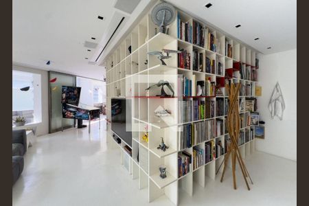 Apartamento à venda com 2 quartos, 115m² em Moema, São Paulo