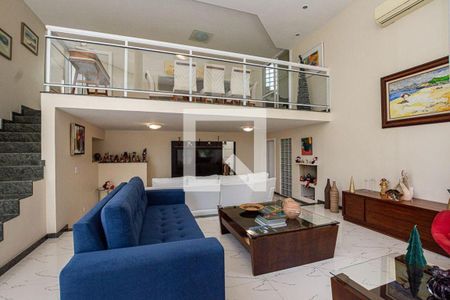 Casa à venda com 4 quartos, 249m² em Vila Progresso, Niterói