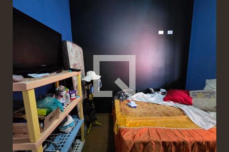 Quarto  de casa para alugar com 3 quartos, 190m² em Vilamar, Praia Grande