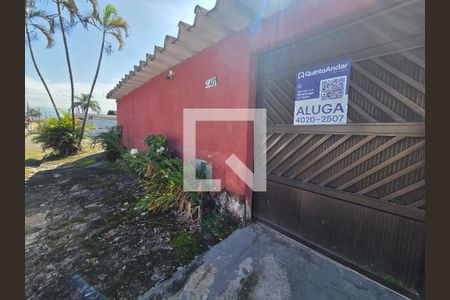 Fachada de casa para alugar com 3 quartos, 190m² em Vilamar, Praia Grande