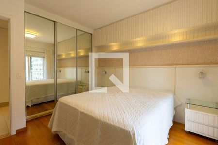 Apartamento à venda com 3 quartos, 134m² em Vila Cordeiro, São Paulo