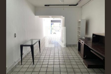 Casa à venda com 5 quartos, 125m² em Indianópolis, São Paulo