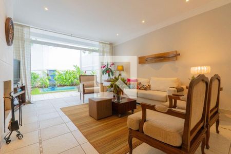 Casa à venda com 3 quartos, 210m² em Brooklin, São Paulo