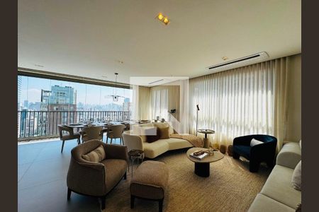 Apartamento à venda com 3 quartos, 189m² em Vila Nova Conceição, São Paulo