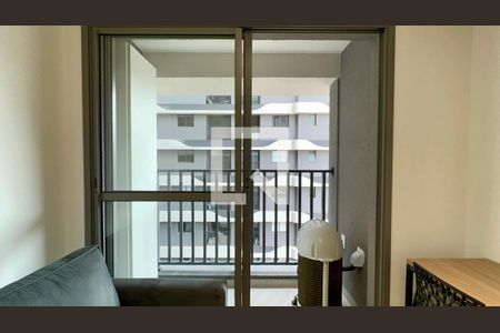 Varanda de kitnet/studio para alugar com 1 quarto, 26m² em Pinheiros, São Paulo