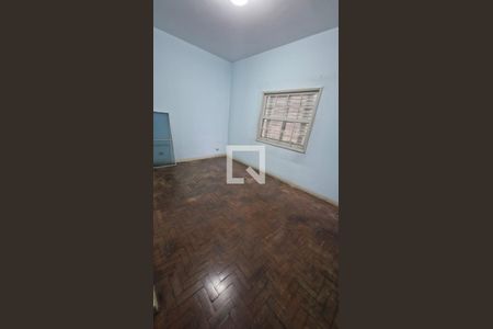 Quarto de casa para alugar com 3 quartos, 181m² em Jardim Pereira do Amparo, Jacareí