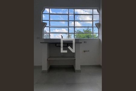 Casa à venda com 4 quartos, 233m² em Cidade dos Bandeirantes, São Paulo