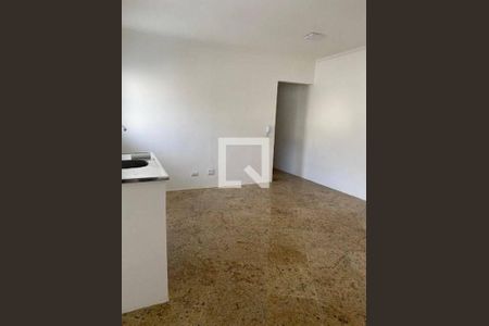 Casa à venda com 4 quartos, 233m² em Cidade dos Bandeirantes, São Paulo