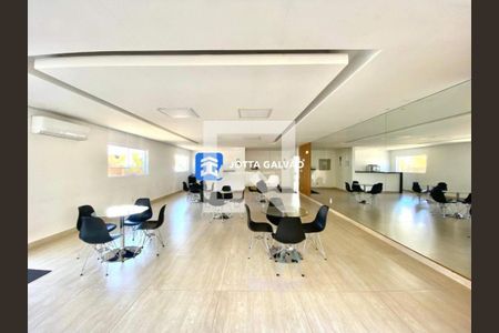 Apartamento à venda com 2 quartos, 44m² em Vila São Bernardo, Campinas