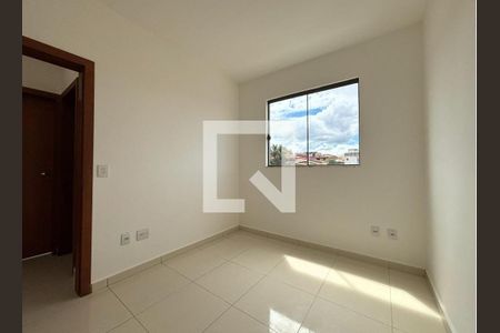 Apartamento à venda com 2 quartos, 146m² em Parque Xangri-Lá, Contagem