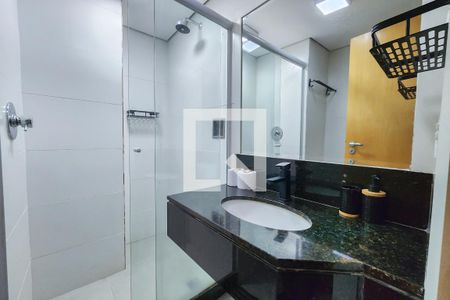 Banheiro  de apartamento para alugar com 1 quarto, 18m² em Centro, Rio de Janeiro
