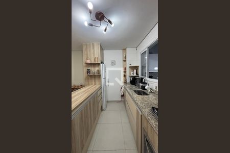 Sala - Cozinha de apartamento à venda com 2 quartos, 60m² em Vila Pires, Santo André