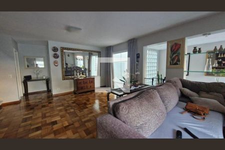 Casa à venda com 4 quartos, 256m² em Vila Humaita, Santo André