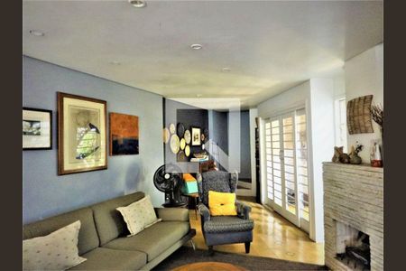 Casa à venda com 3 quartos, 400m² em Sumaré, São Paulo