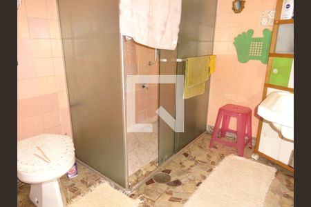 Casa à venda com 3 quartos, 214m² em Água Branca, São Paulo