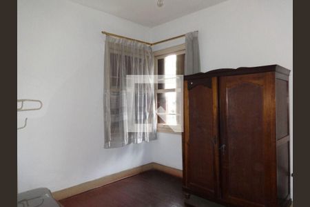Casa à venda com 3 quartos, 214m² em Água Branca, São Paulo