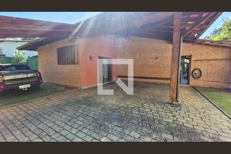 Casa à venda com 5 quartos, 316m² em Cidade Dutra, São Paulo