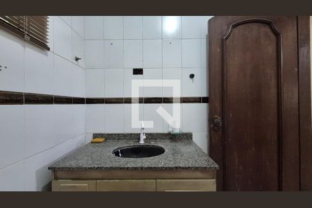 Casa para alugar com 3 quartos, 320m² em Santa Maria, Santo André