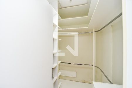 Closet da suíte 1 de apartamento à venda com 2 quartos, 79m² em Bela Vista, Porto Alegre