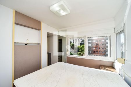 Suíte 1 de apartamento à venda com 2 quartos, 79m² em Bela Vista, Porto Alegre