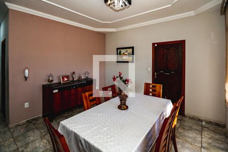 Casa para alugar com 5 quartos, 180m² em São Pedro (venda Nova), Belo Horizonte