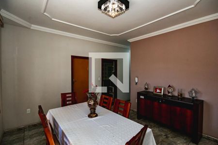 Casa para alugar com 5 quartos, 180m² em São Pedro (venda Nova), Belo Horizonte