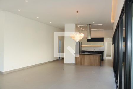 Casa de Condomínio para alugar com 4 quartos, 339m² em Chácara dos Lagos, Cotia