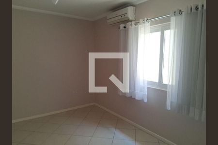 Casa à venda com 3 quartos, 200m² em Itaipu, Niterói