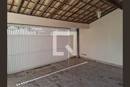 Casa à venda com 3 quartos, 200m² em Itaipu, Niterói