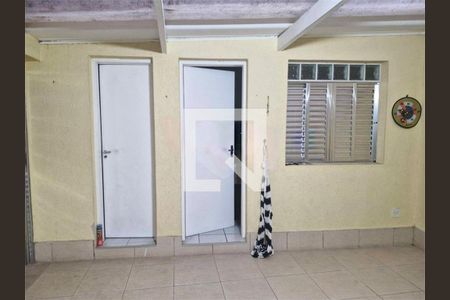 Casa à venda com 3 quartos, 129m² em Vila Paulista, São Paulo
