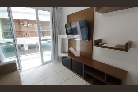 Apartamento para alugar com 1 quarto, 74m² em Algodoal, Cabo Frio